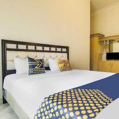 Spot On 91620 Skypiea Guest House Tasikmalaya Exterior foto
