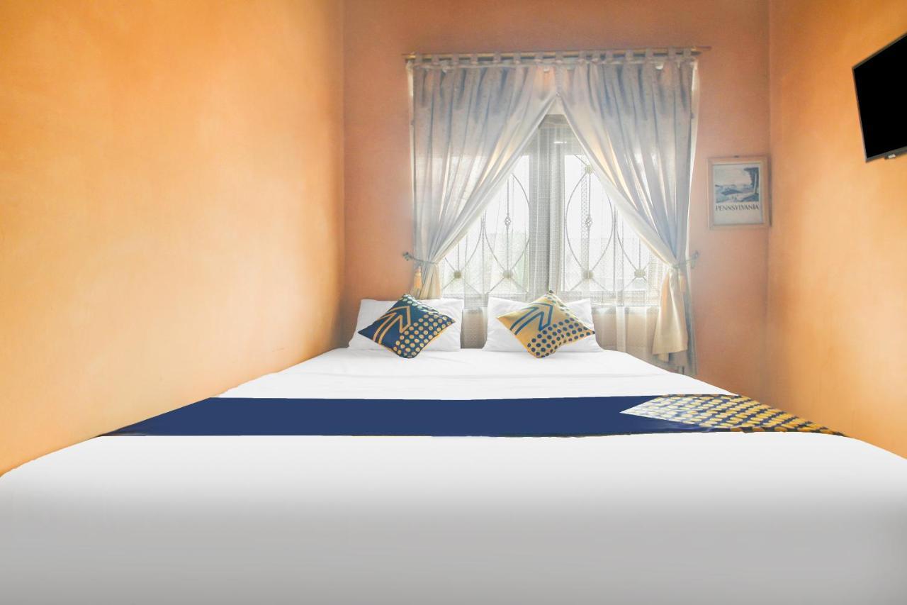 Spot On 91620 Skypiea Guest House Tasikmalaya Exterior foto