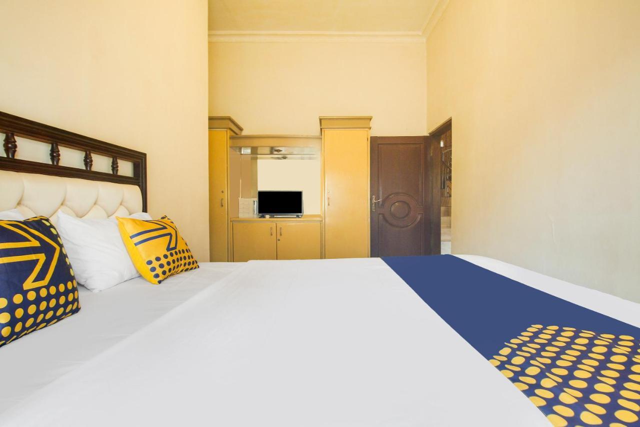 Spot On 91620 Skypiea Guest House Tasikmalaya Exterior foto